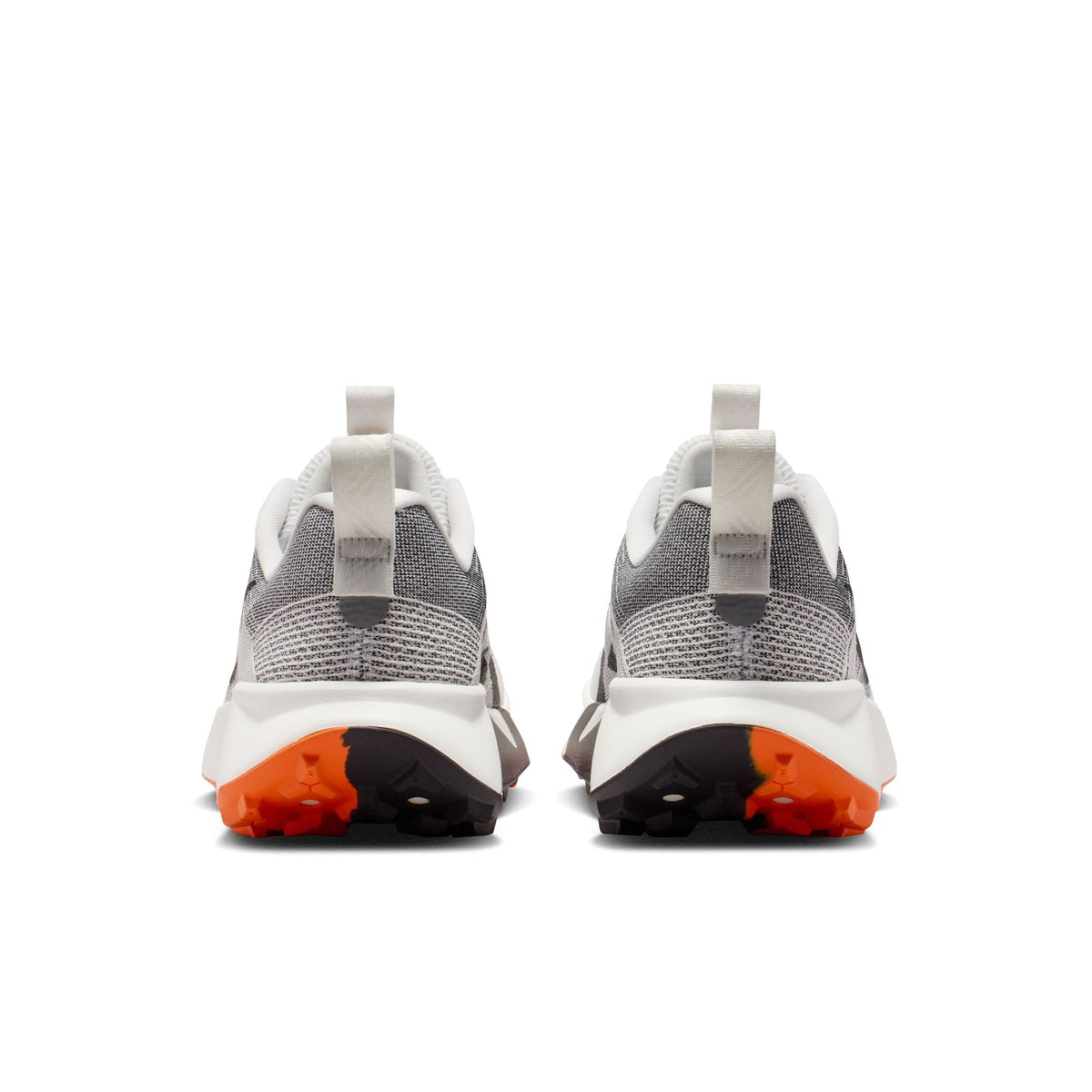 Women’s Wildhorse 10 (103 - Summit White/Black-Saftey Orange-Phantom)
